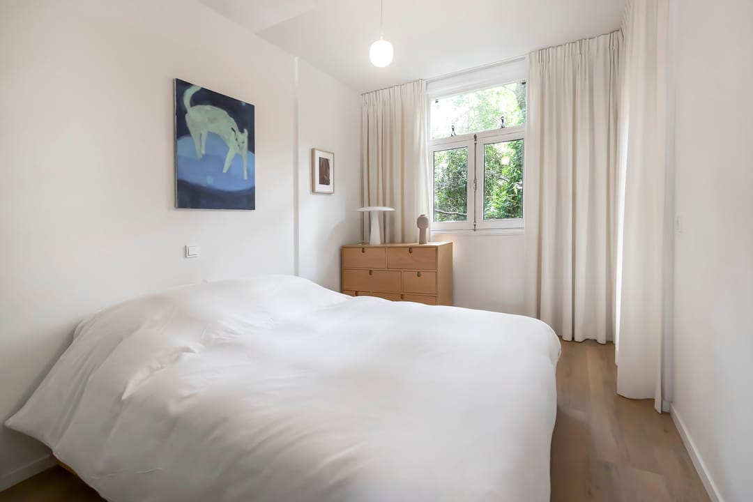 Photo 17 of Van Hilligaertstraat 12-B