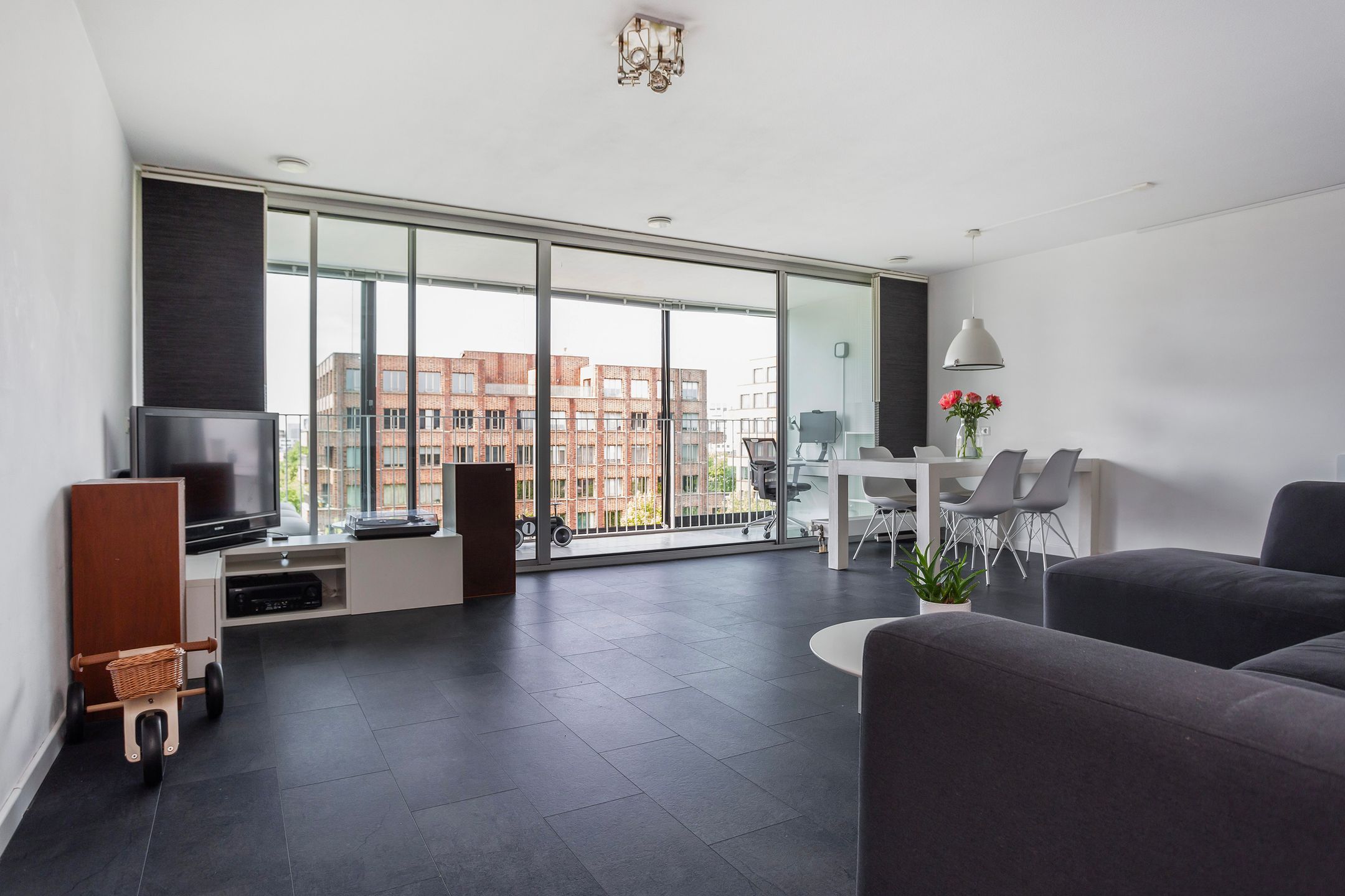 Foto 3 van Laan op Zuid 958