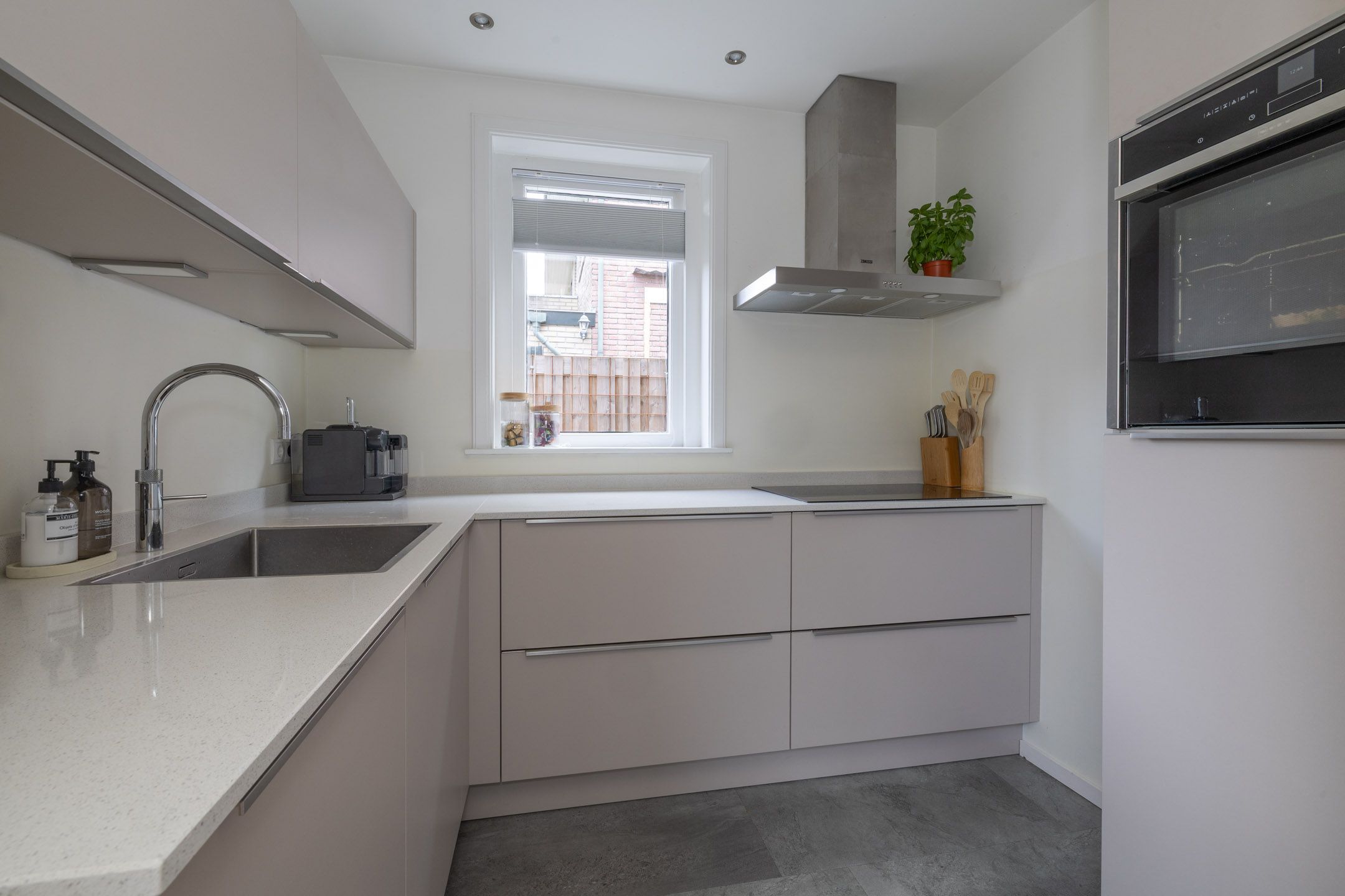 Foto 18 van Eemnesserweg 35