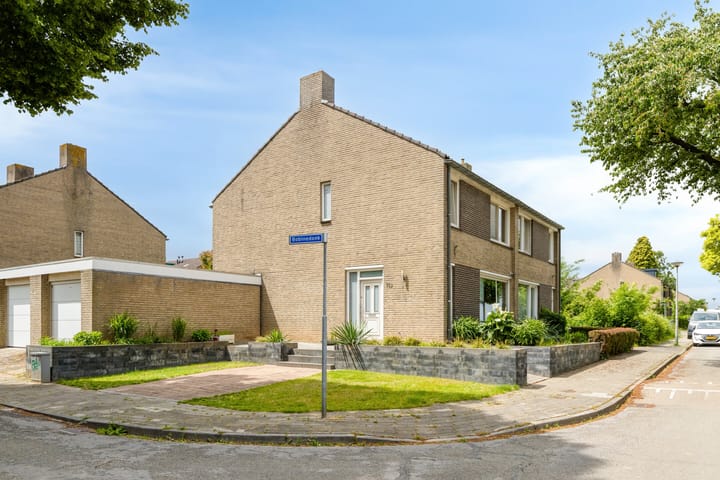 Foto 1 van van Akenweg 113