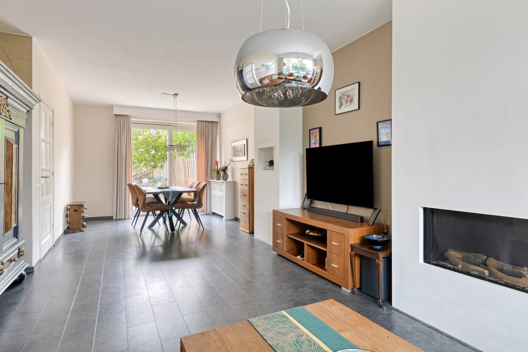 Foto 2 van van Akenweg 113