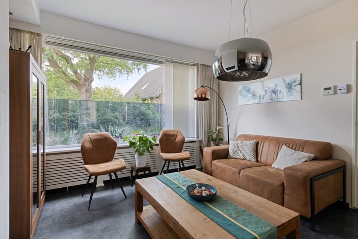 Foto 6 van van Akenweg 113