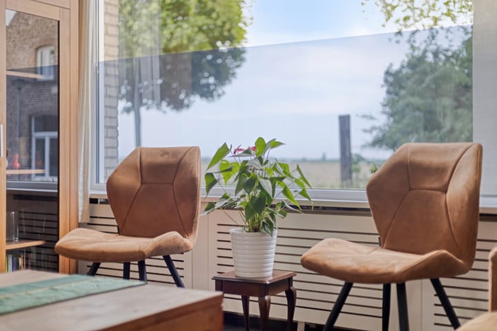 Foto 7 van van Akenweg 113