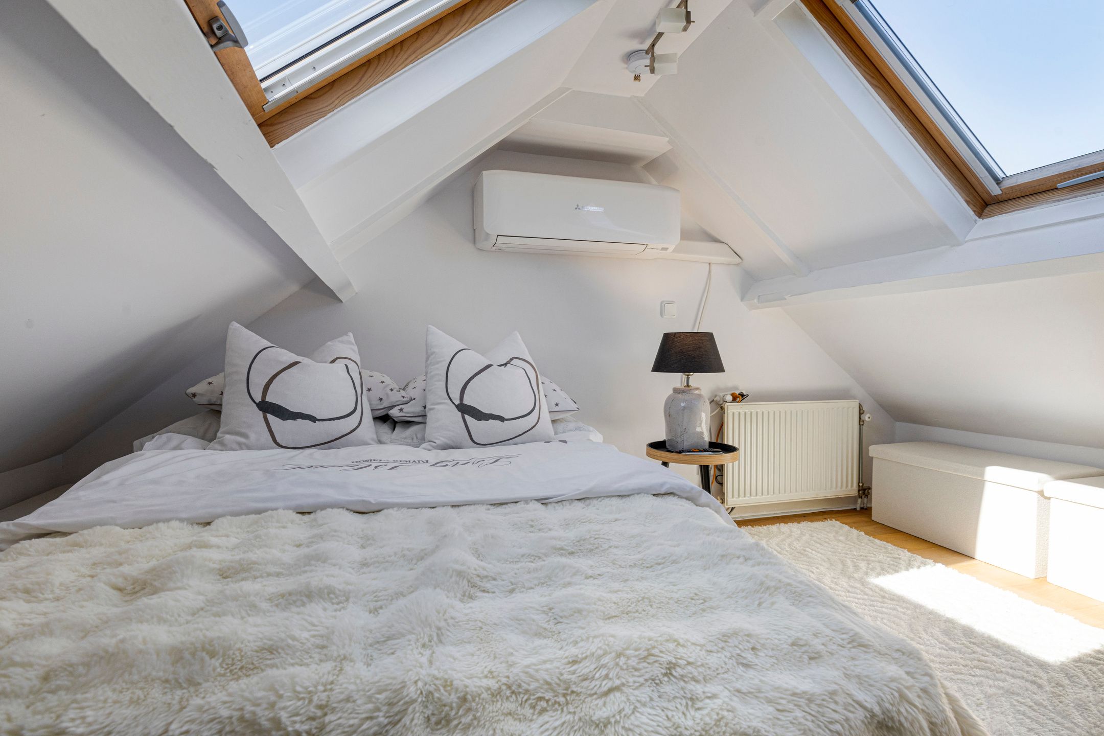 Photo 18 of Almarestraat 36-B