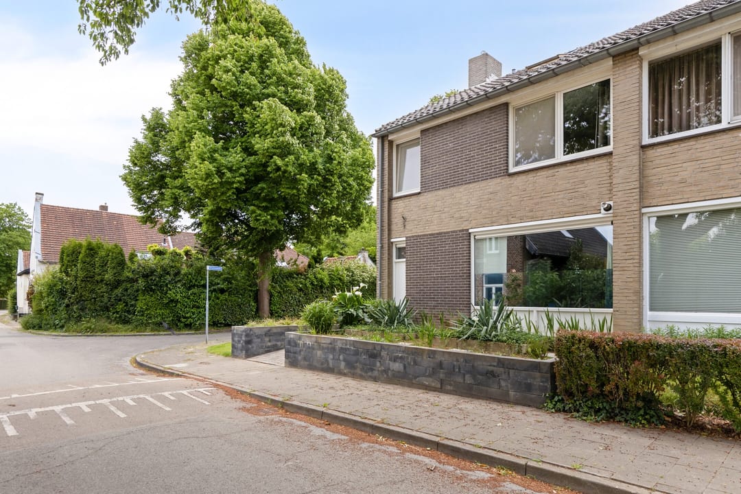 Foto 38 van van Akenweg 113