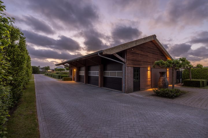 Foto 77 van Lijnderdijk 180