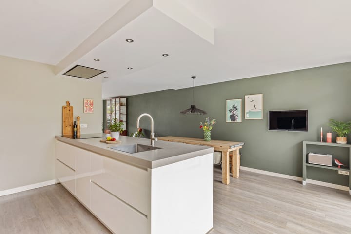 Foto 12 van Distel 7