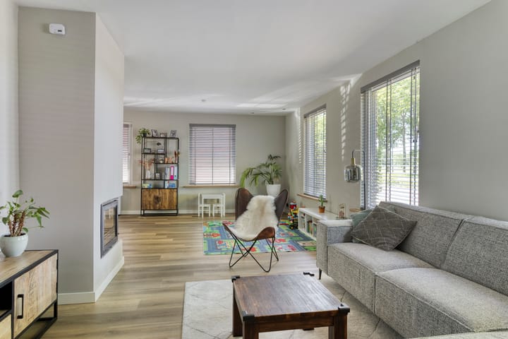 Photo 8 of Enschedesestraat 105