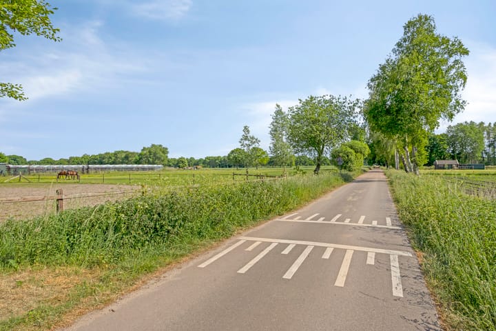 Photo 35 of Enschedesestraat 105