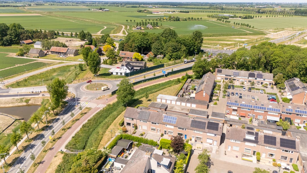 Photo 41 of Oesterstraat 46