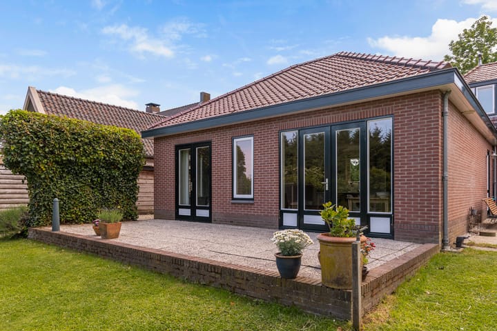 Foto 31 van Tiendweg 12