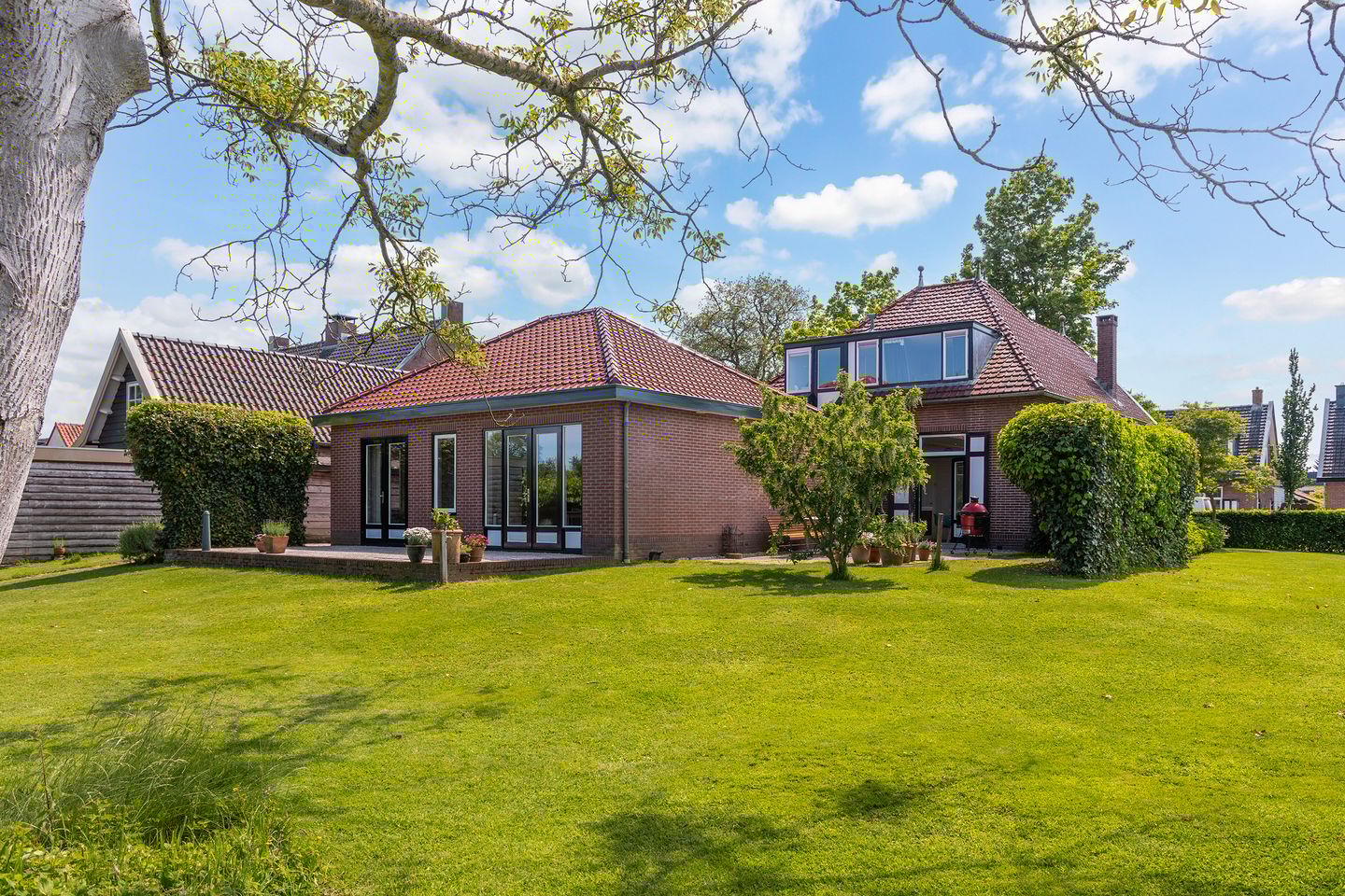 Foto 50 van Tiendweg 12