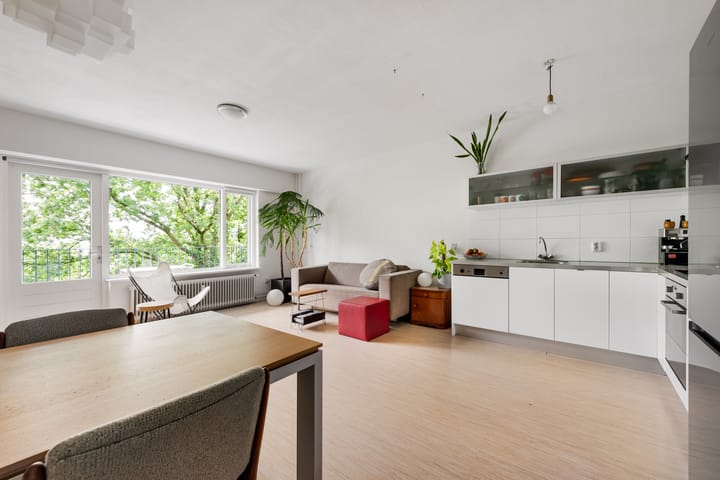 Photo 4 of Aert van Neslaan 541