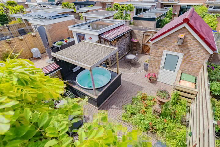 Photo 44 of Andromedastraat 10