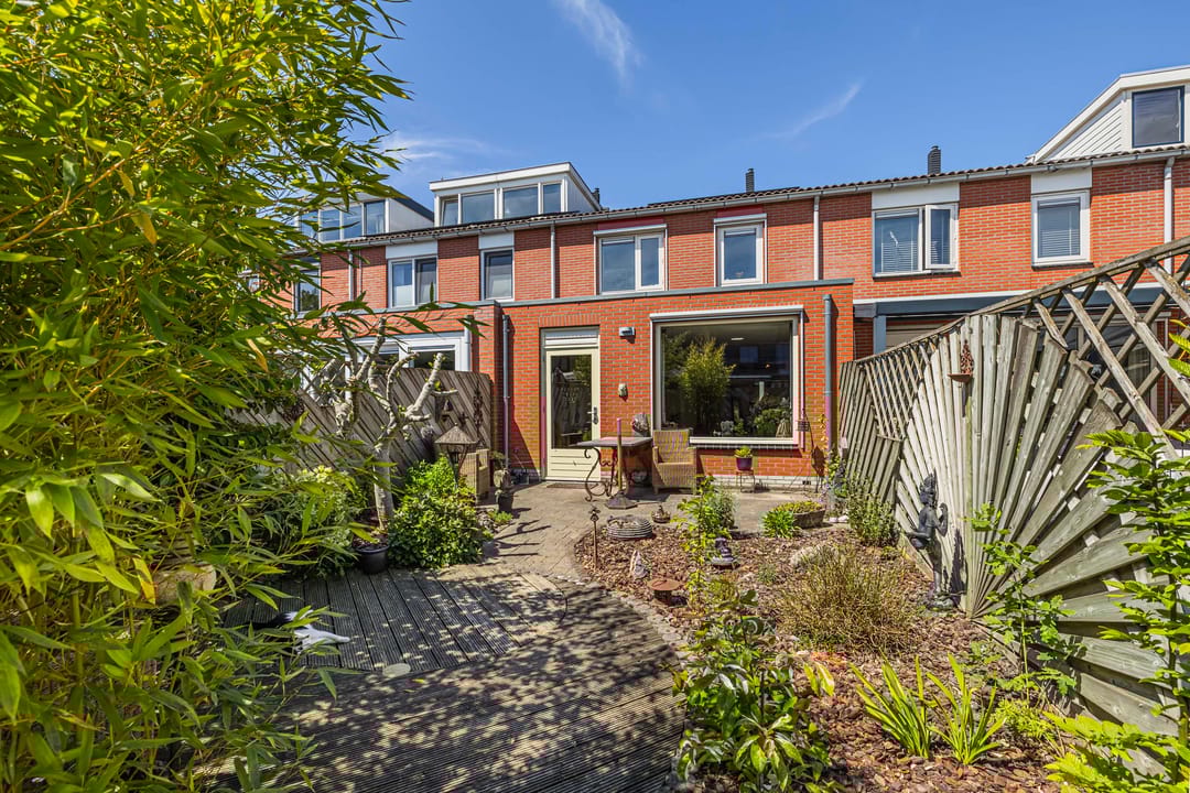 Foto 1 van De Vergulde Paarden 107