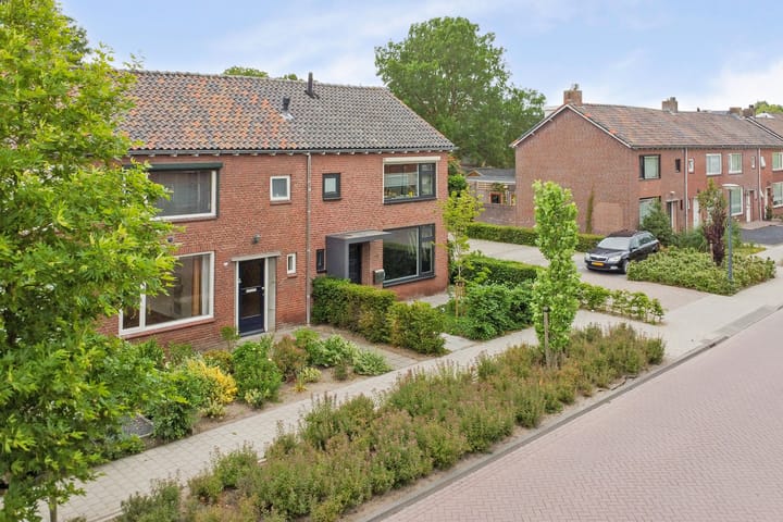 Foto 38 van van Berckenrodelaan 19