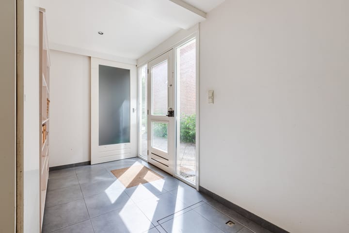 Foto 4 van Mezenhof 97