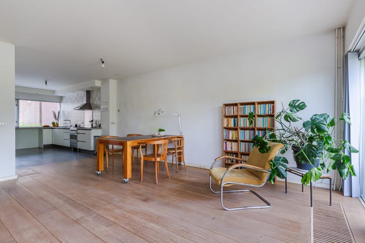 Foto 7 van Mezenhof 97