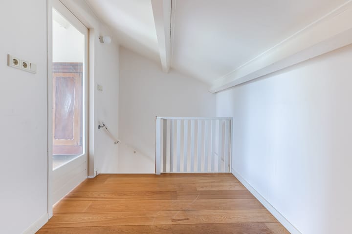 Foto 17 van Mezenhof 97