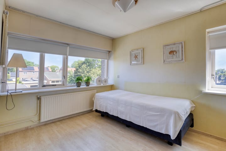 Foto 10 van Pieter Dekkerstraat 11