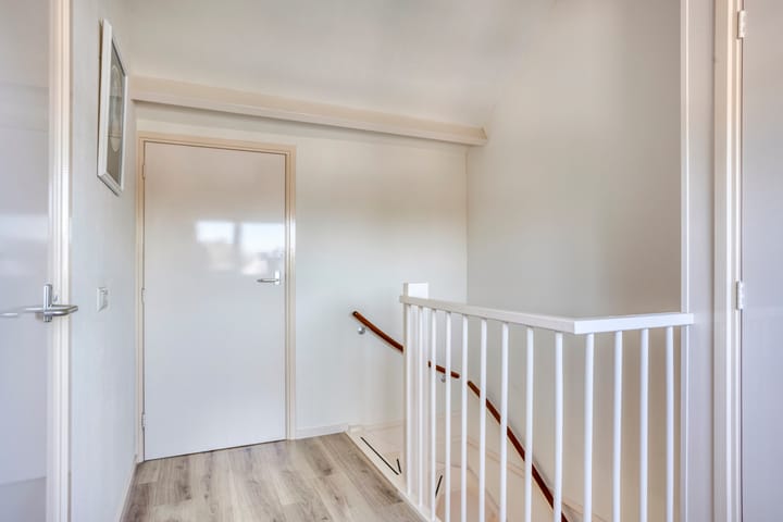 Foto 15 van Pieter Dekkerstraat 11