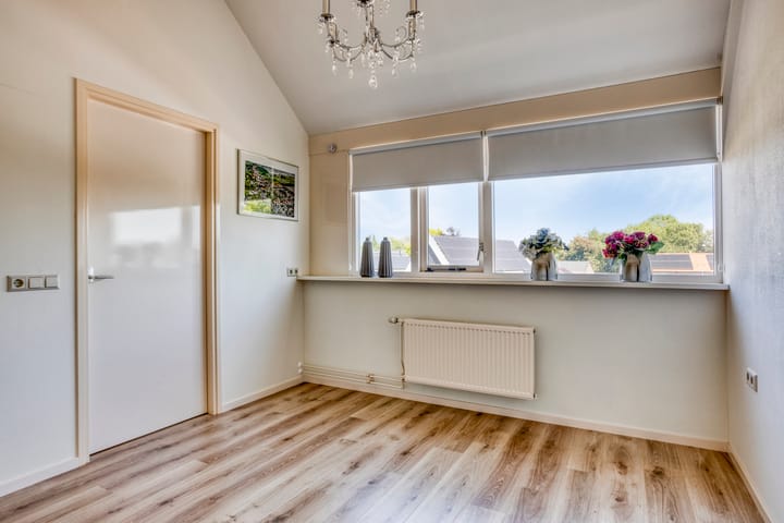 Foto 17 van Pieter Dekkerstraat 11