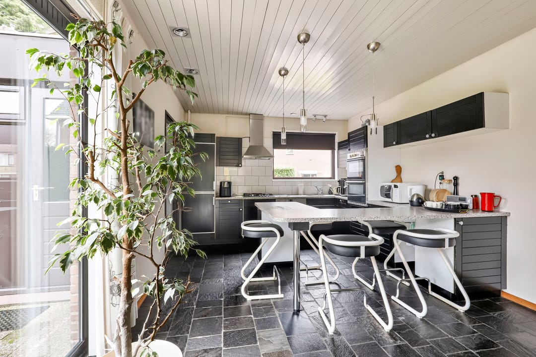 Foto 8 van Molenaarstraat 12