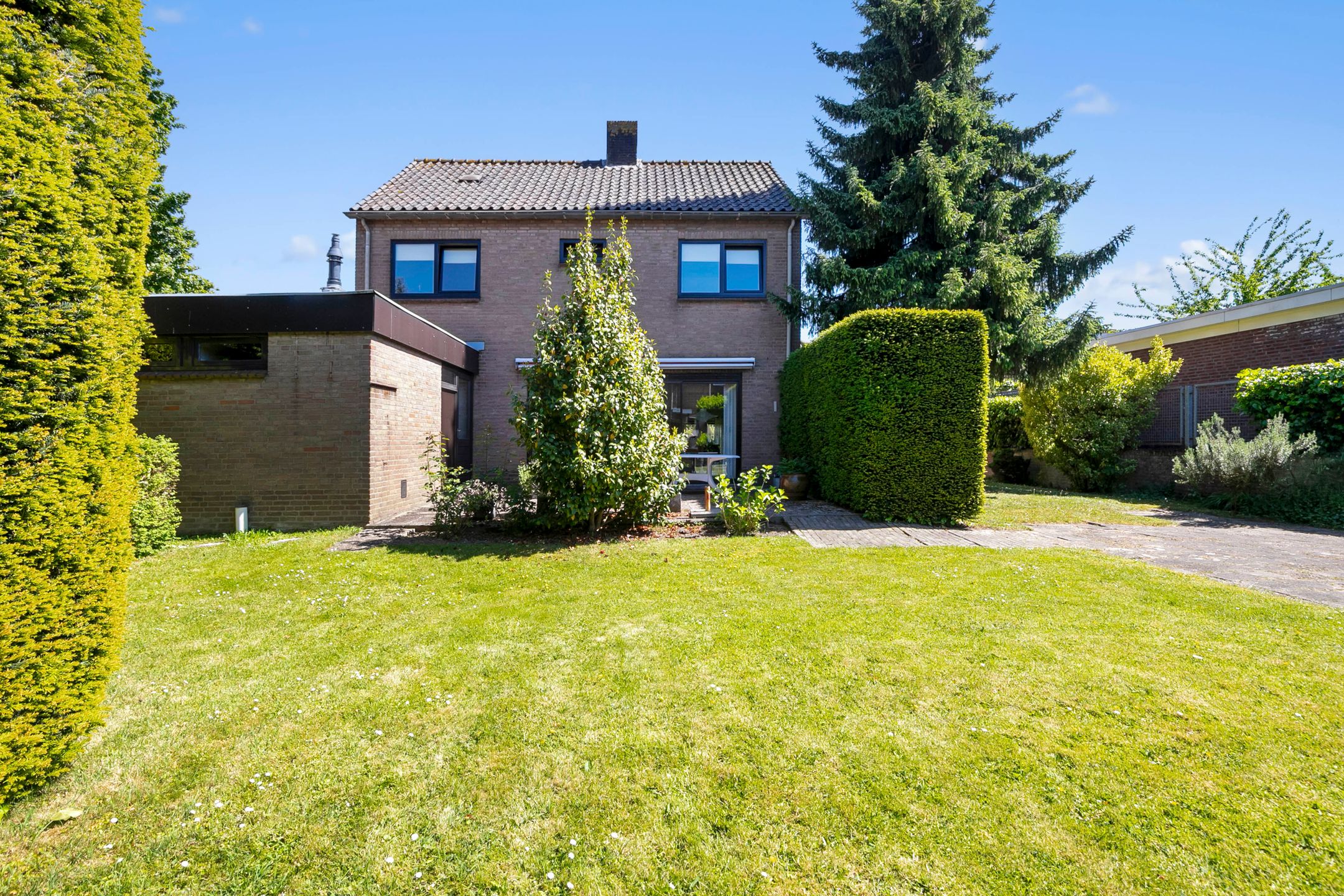 Foto 15 van Molenaarstraat 12