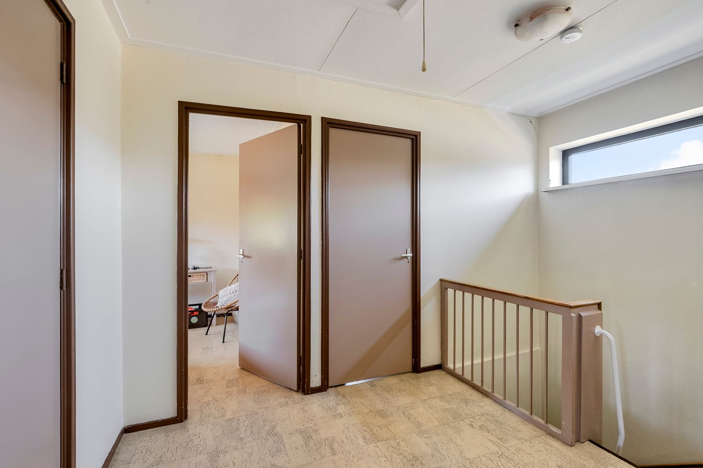 Foto 19 van Molenaarstraat 12