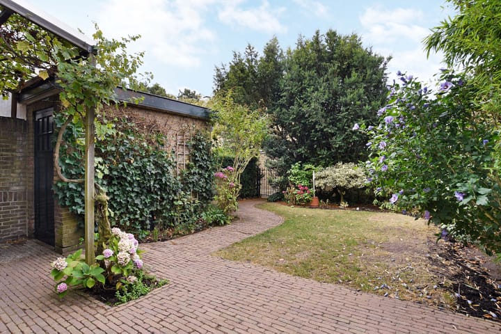 Photo 10 of Waalsdorperlaan 7-A