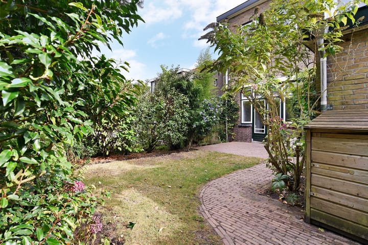 Photo 11 of Waalsdorperlaan 7-A