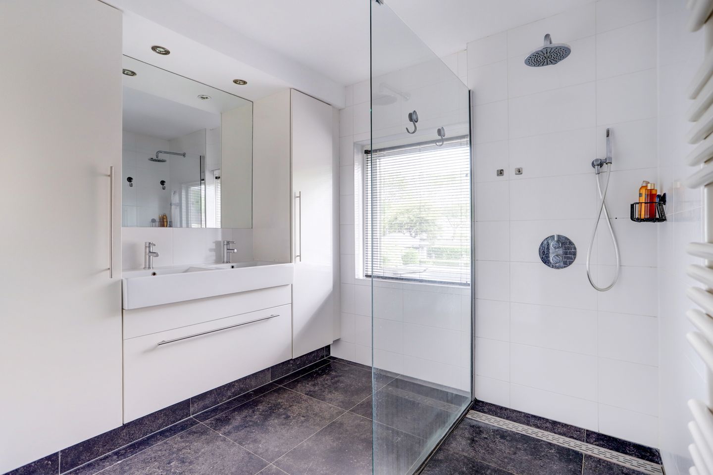 Photo 4 of Karel V Laan 3