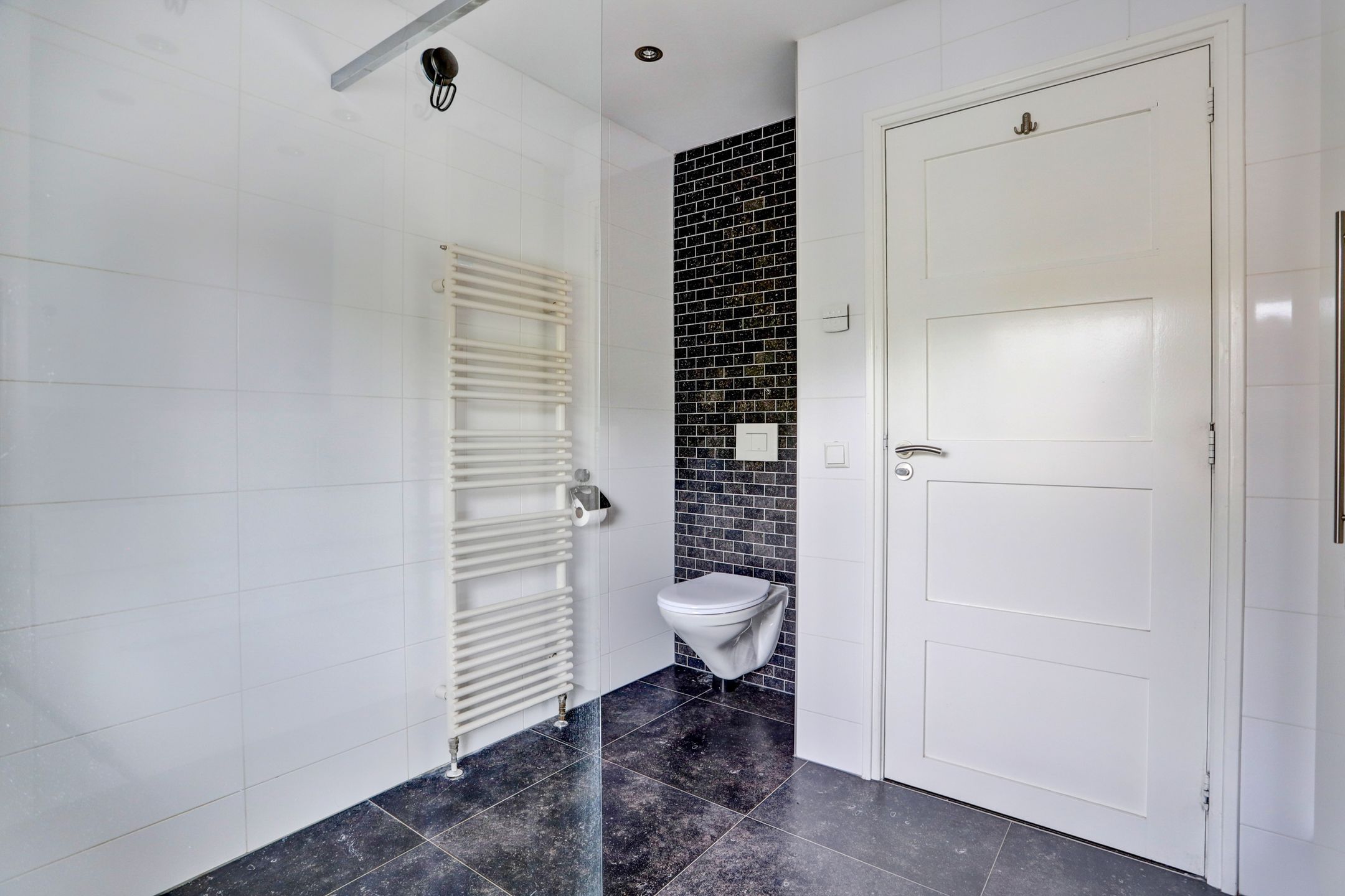 Photo 24 of Karel V Laan 3