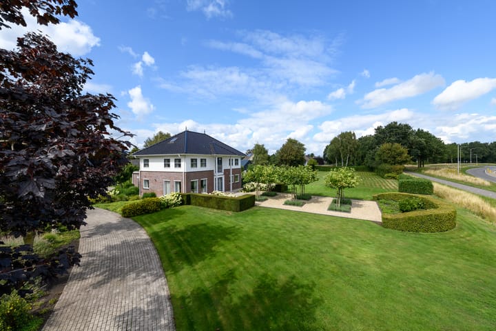 Foto 79 van Onnaweg 5