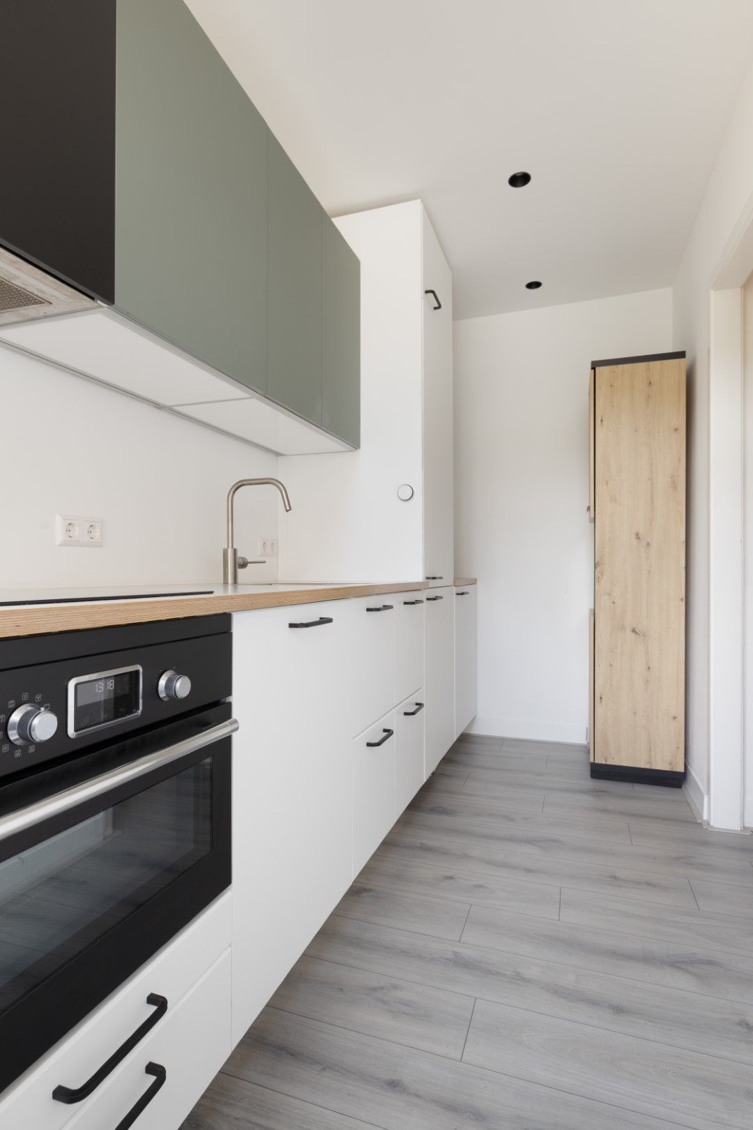 Foto 14 van Laan van Nieuw-Guinea 14-BS