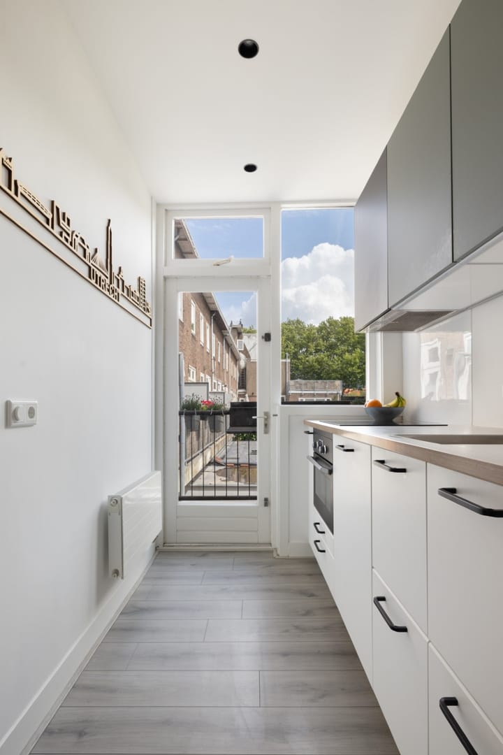 Foto 15 van Laan van Nieuw-Guinea 14-BS