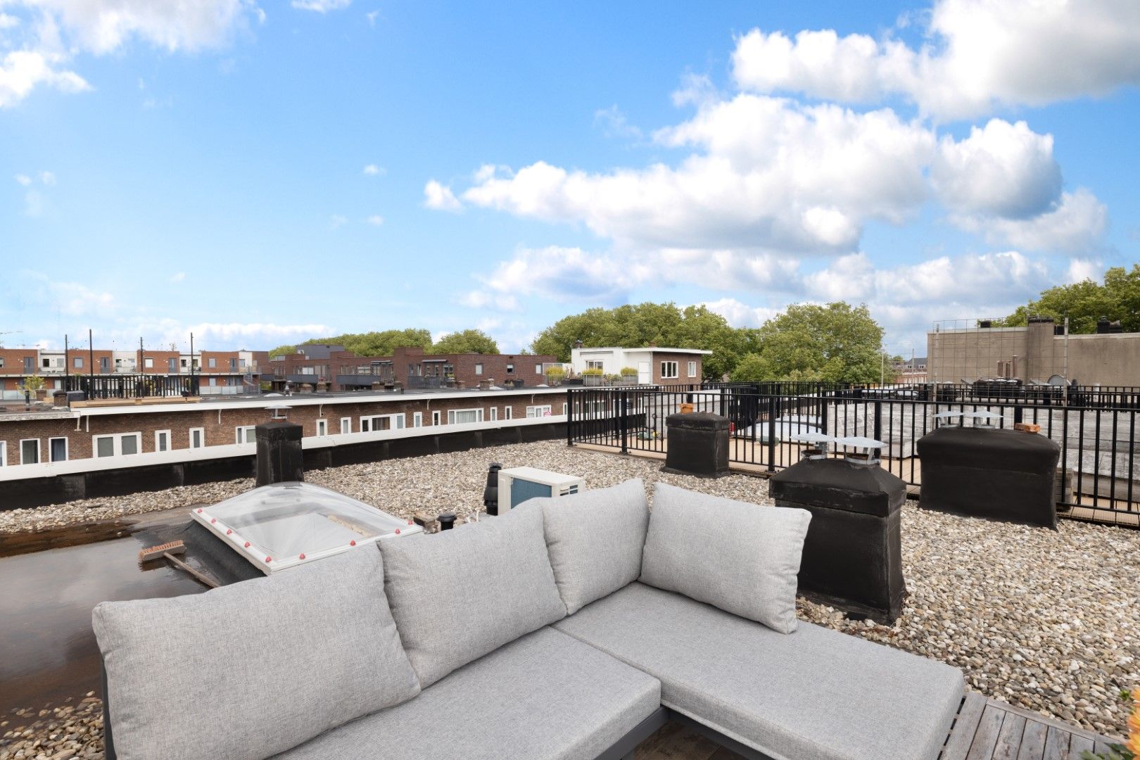 Foto 30 van Laan van Nieuw-Guinea 14-BS