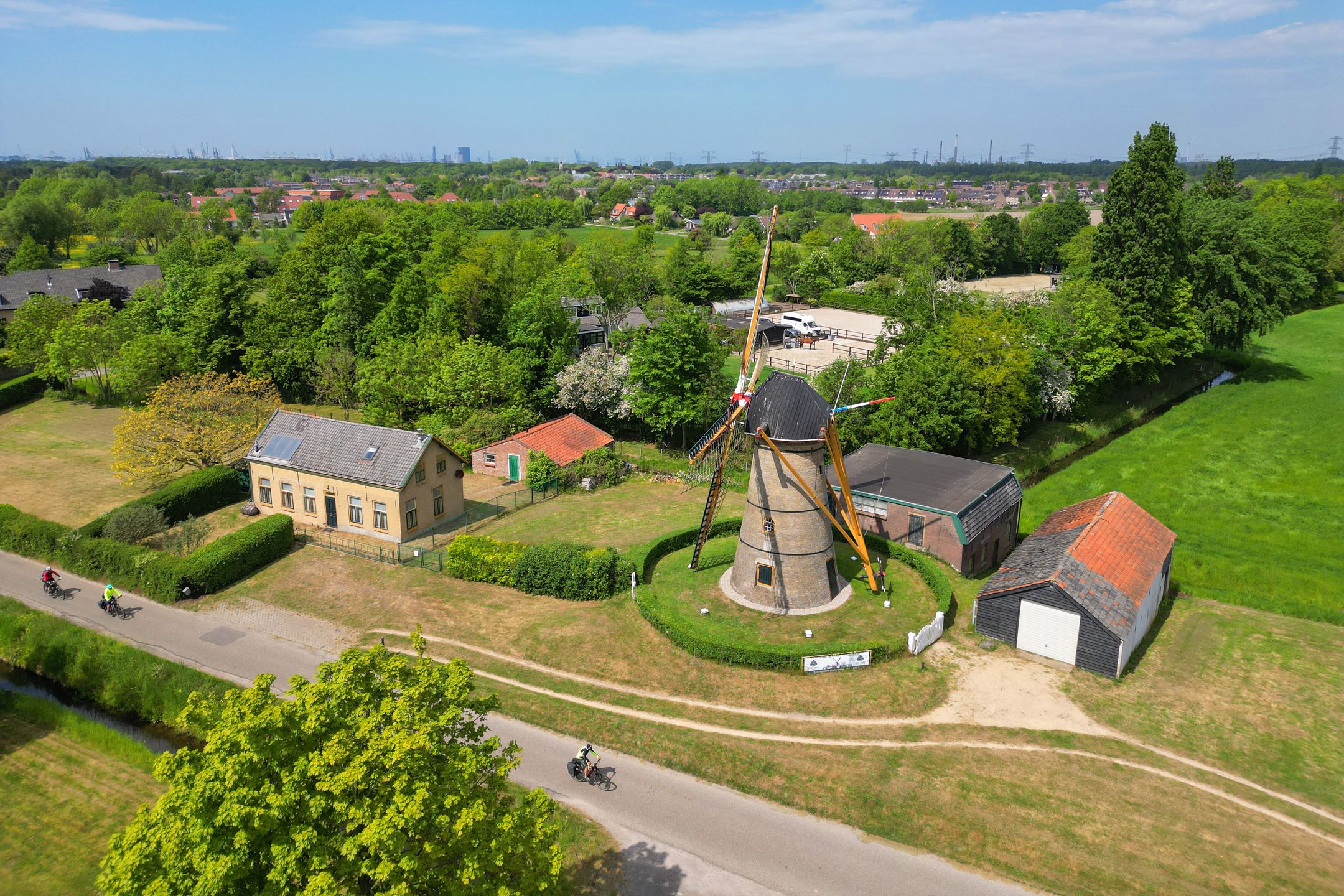 Foto 6 van Molendijk 21