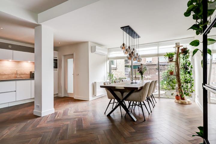 Photo 10 of Bernhardstraat 54