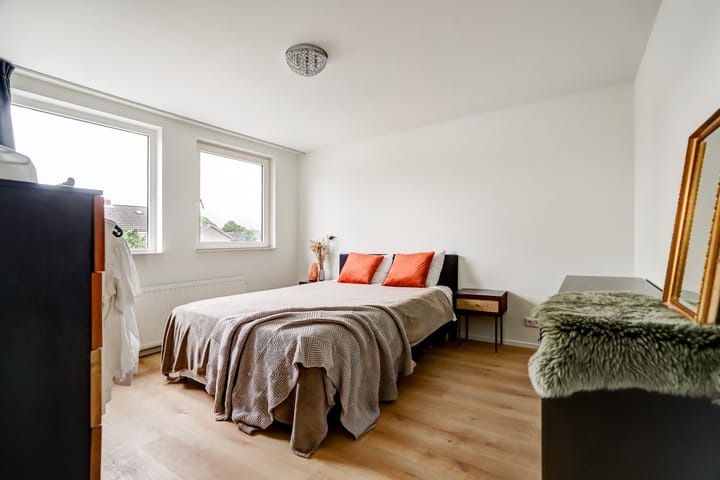 Photo 26 of Bernhardstraat 54