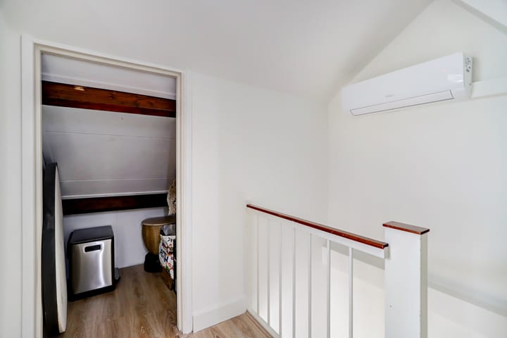 Photo 34 of Bernhardstraat 54