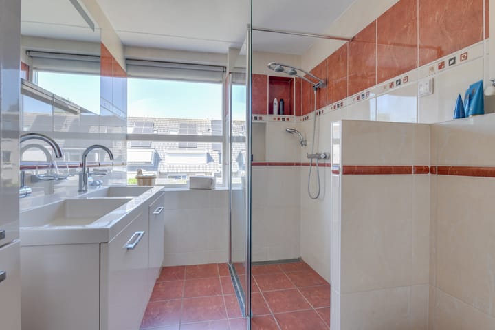 Foto 24 van Reuzenpandasingel 82