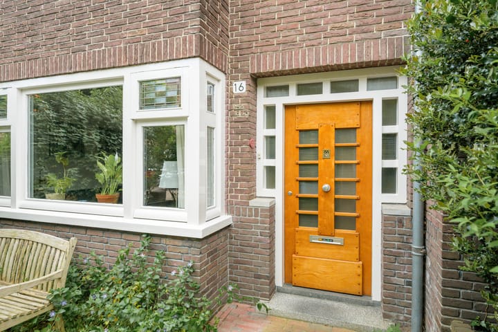 Foto 8 van Resedastraat 16