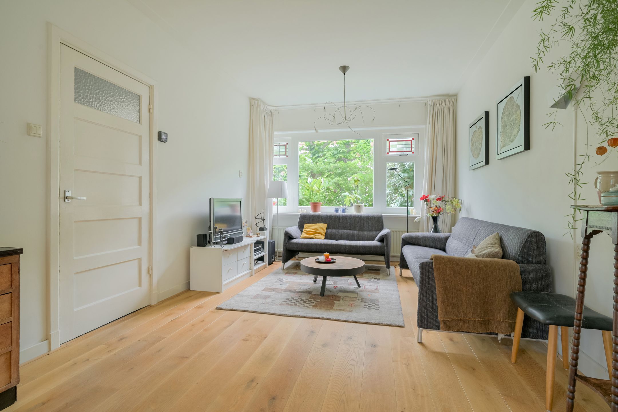 Foto 15 van Resedastraat 16