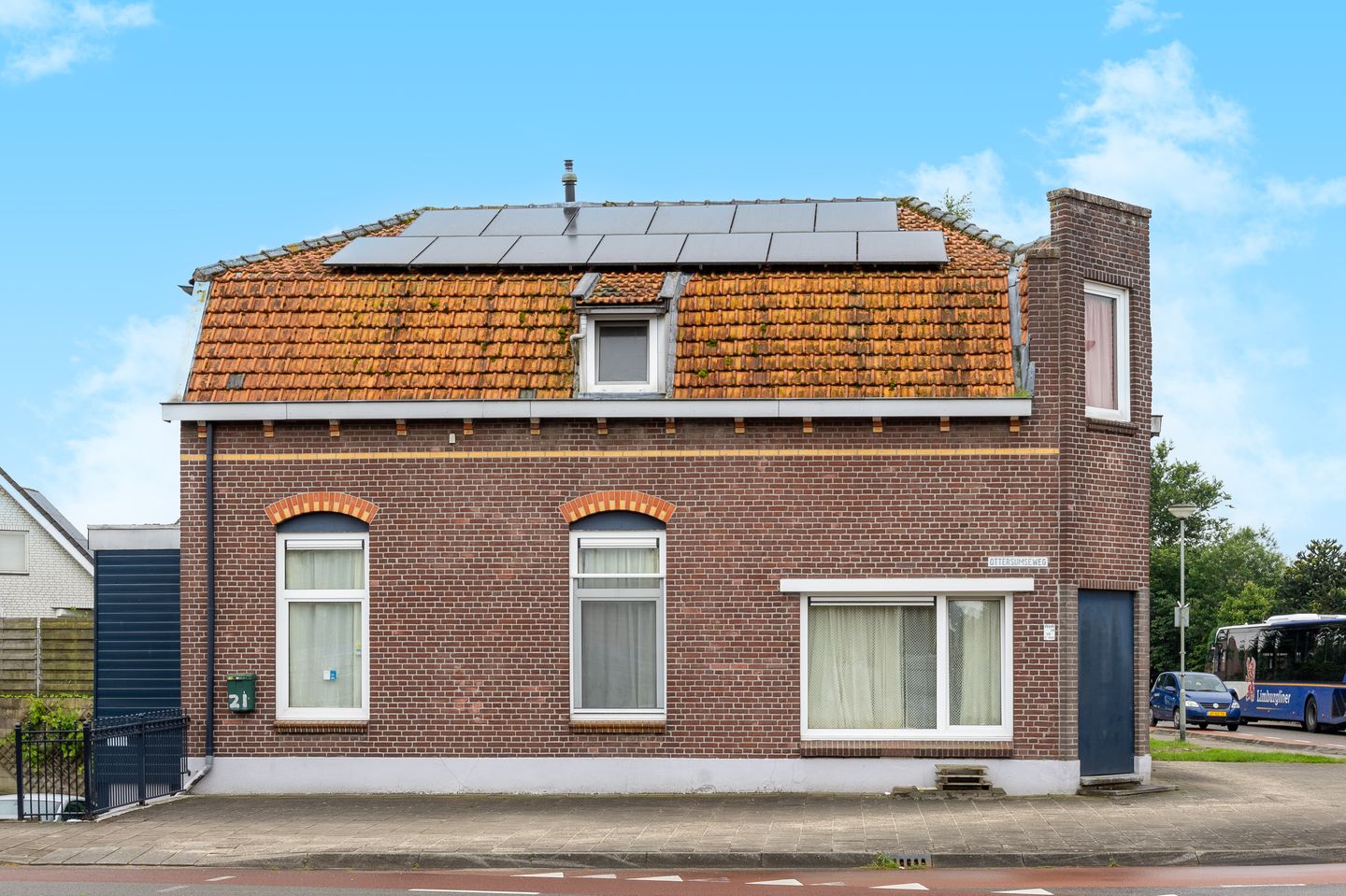 View photo 2 of Nijmeegseweg 21