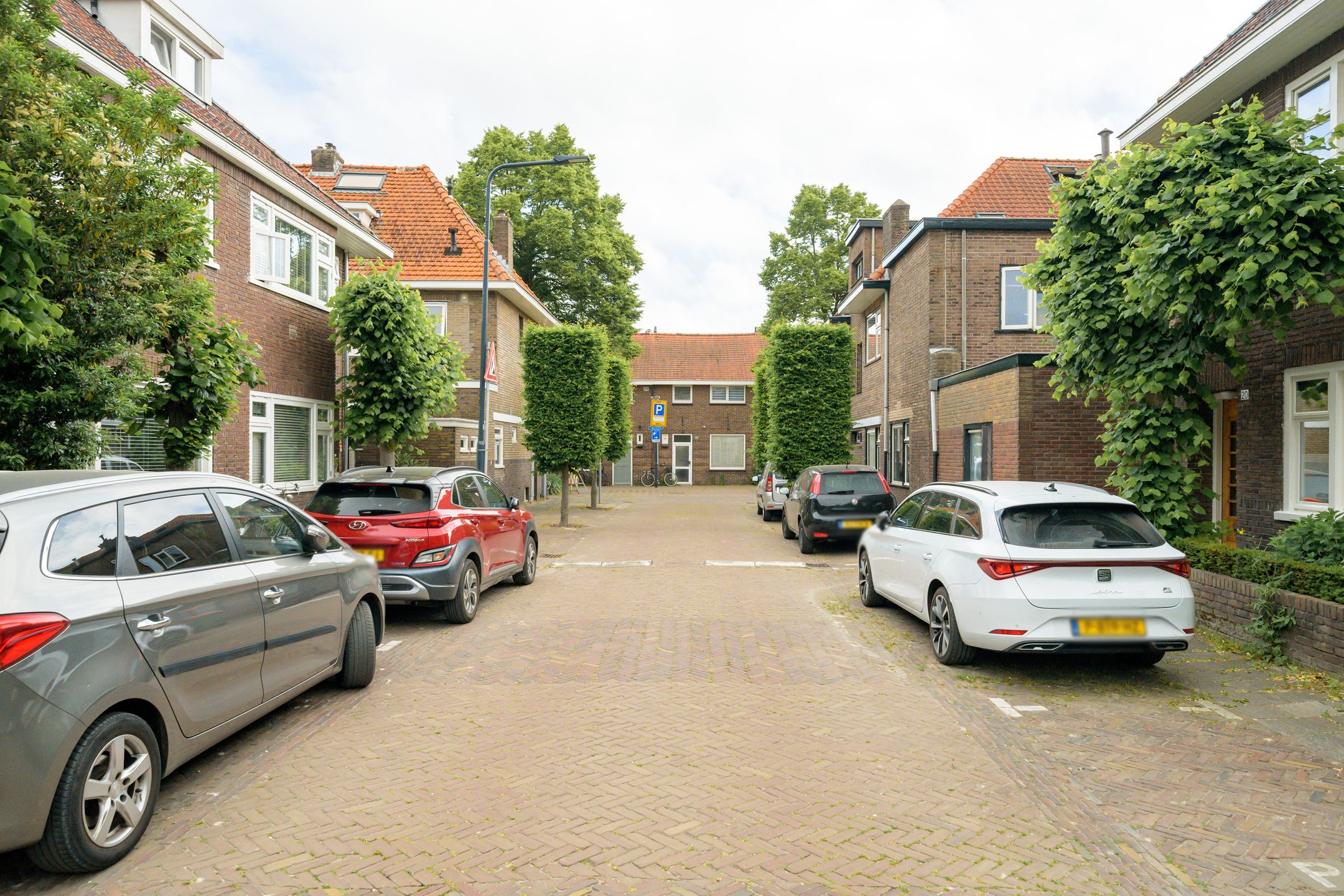 Foto 63 van Resedastraat 16