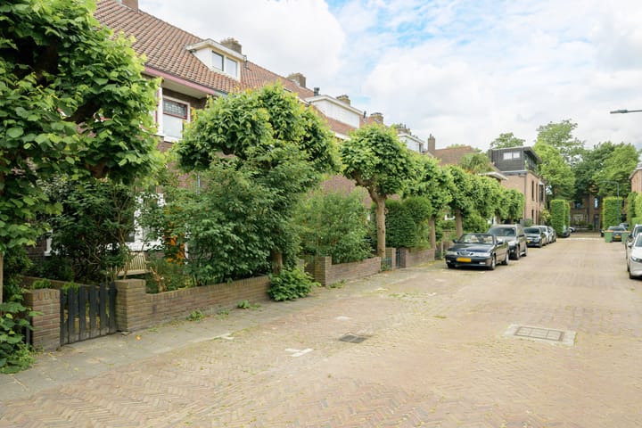 Foto 66 van Resedastraat 16