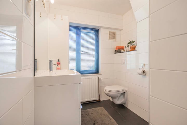 Foto 22 van van Heutszlaan 114