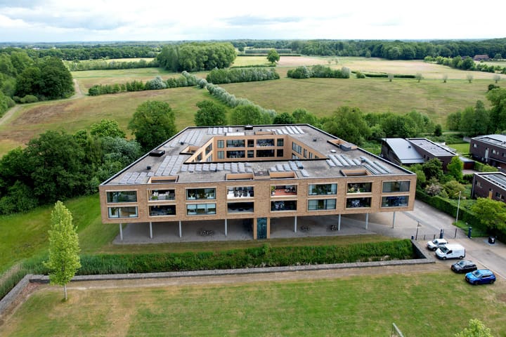 Foto 45 van Jan Bronnerplantsoen 4