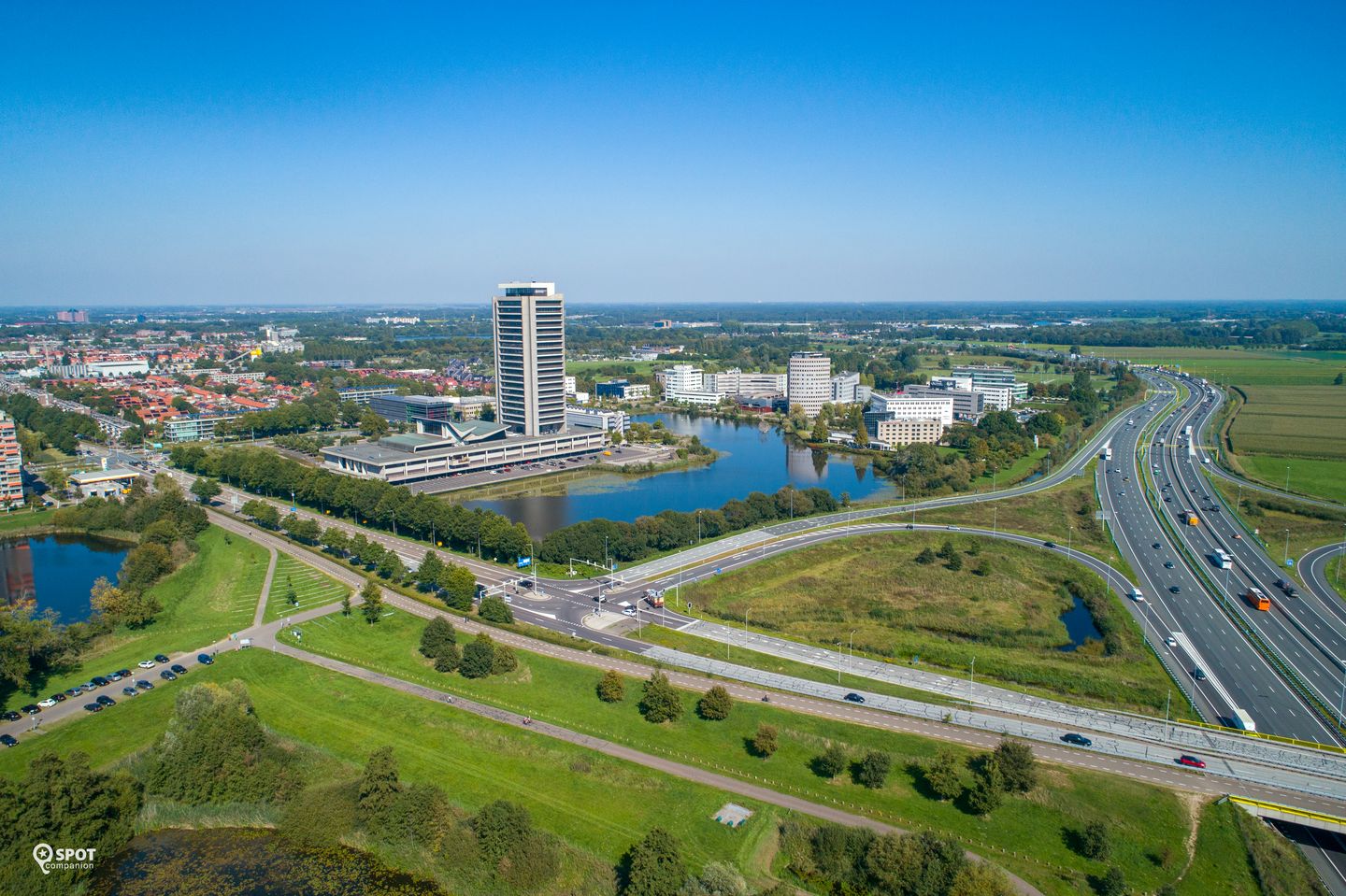 View photo 5 of Pettelaarpark 130-139